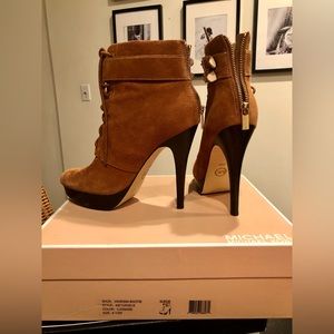 Michael Kors Booties Size 8.5